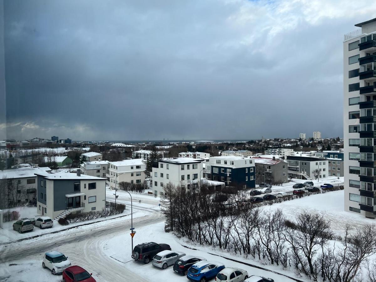 Jm Homestay - A Cozy Two Bedroom Apartment Reykjavík Exteriör bild